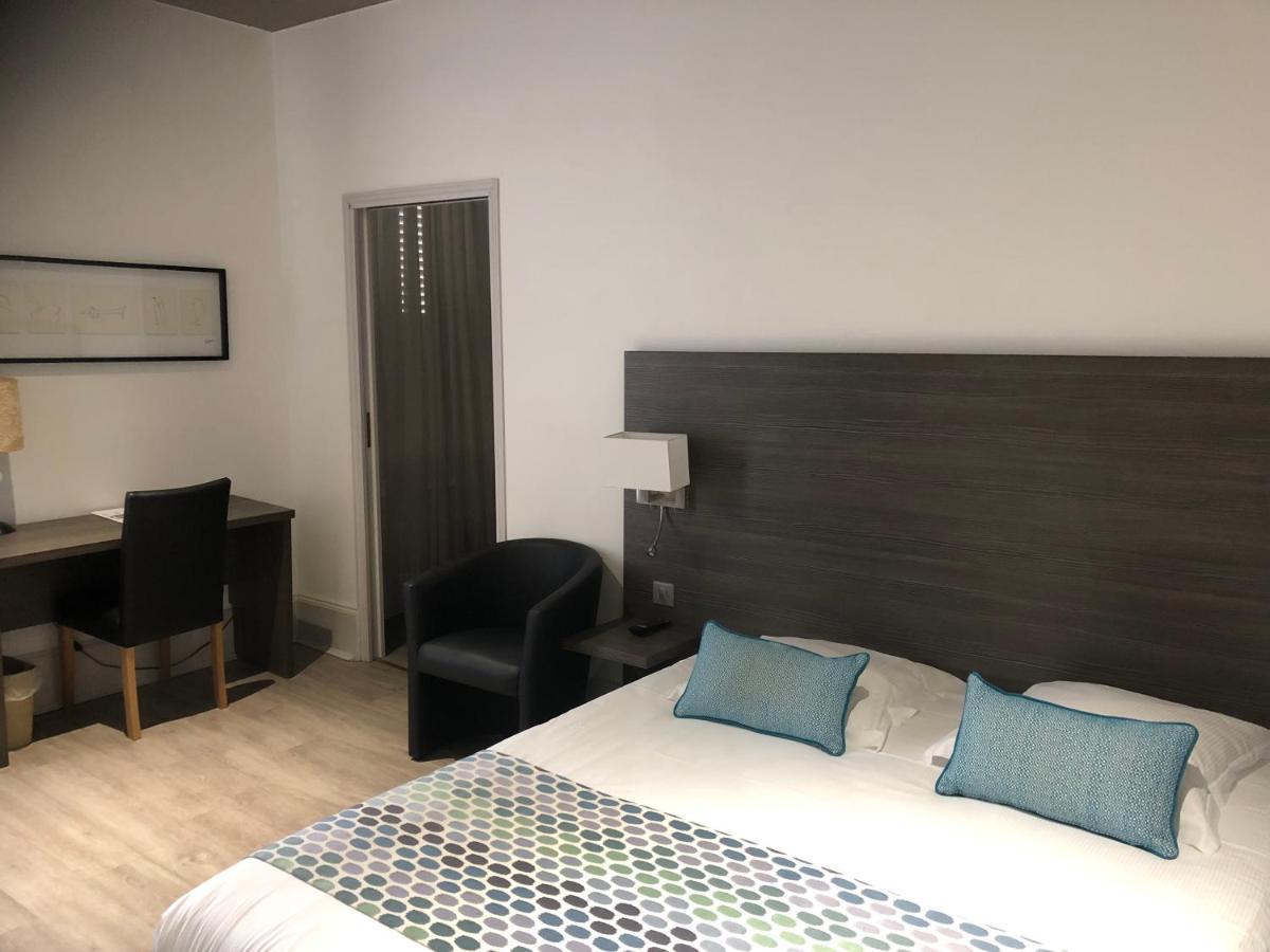 Hotel Montespan Bourbon-lʼArchambault Eksteriør bilde